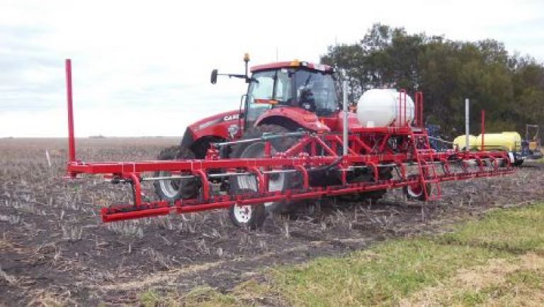 A standalone set-up of the WEEDit on a toolbar