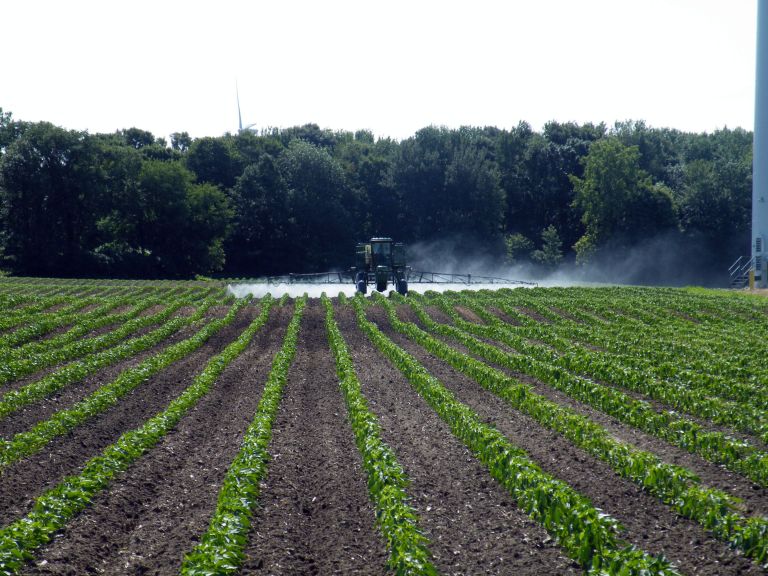 Spray drifting from sprayer